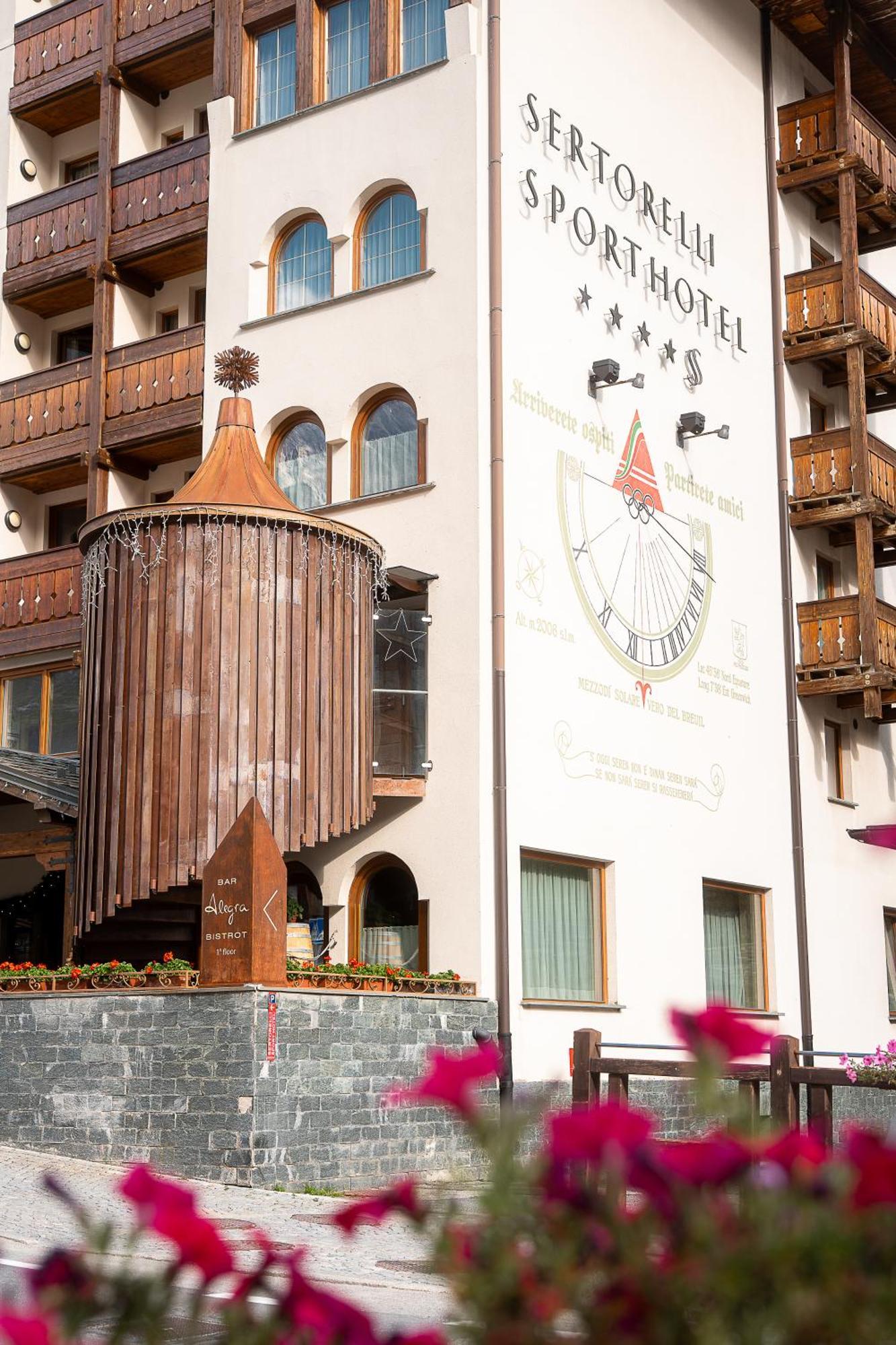 Sertorelli Sporthotel Breuil-Cervinia Exteriör bild