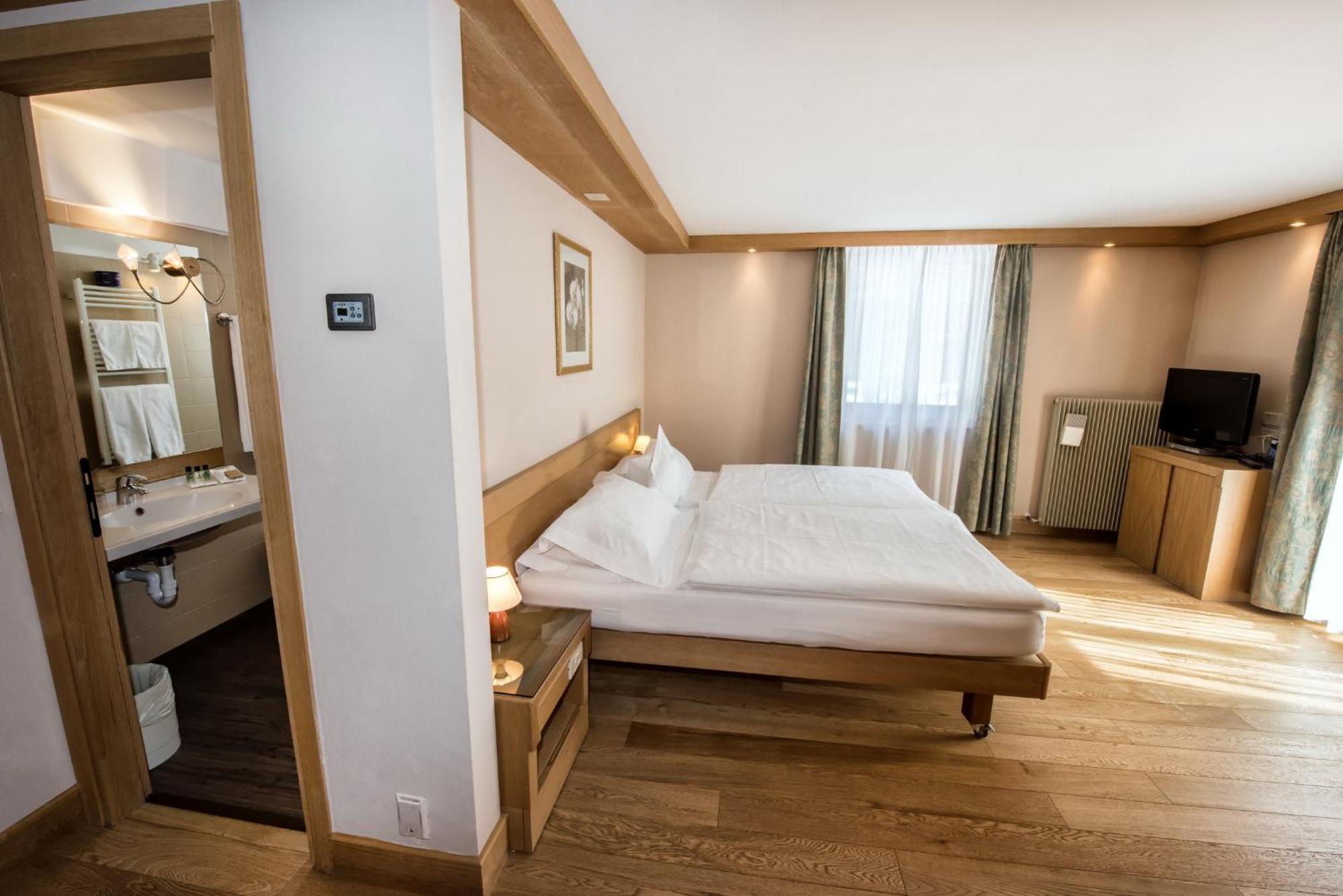 Sertorelli Sporthotel Breuil-Cervinia Exteriör bild